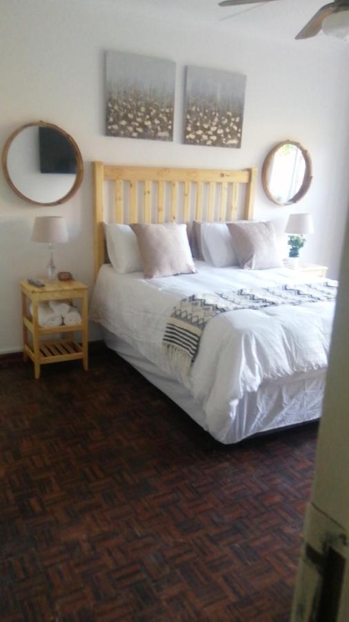 Alu Guesthouse Roodepoort Quarto foto